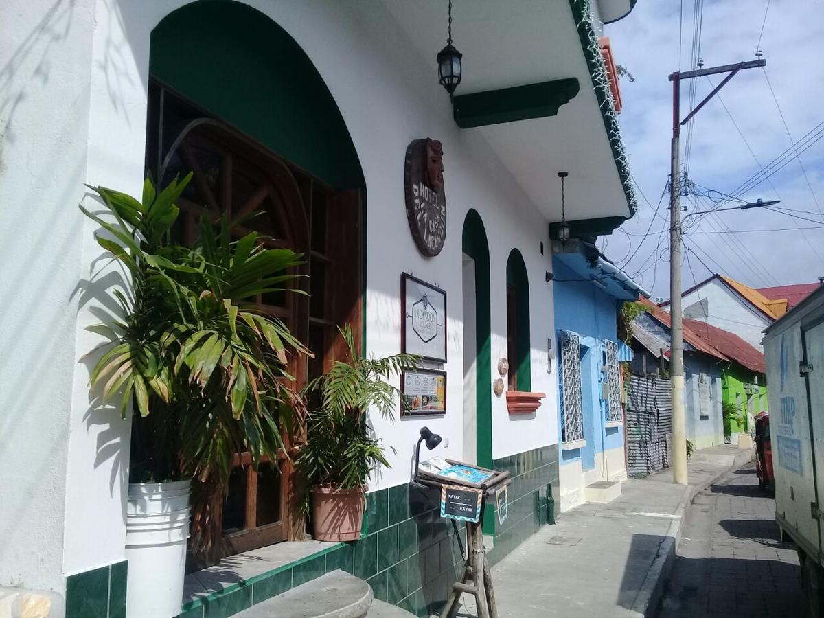 La Casa Del Lacandon - Waterfront Hotel Flores Exterior foto